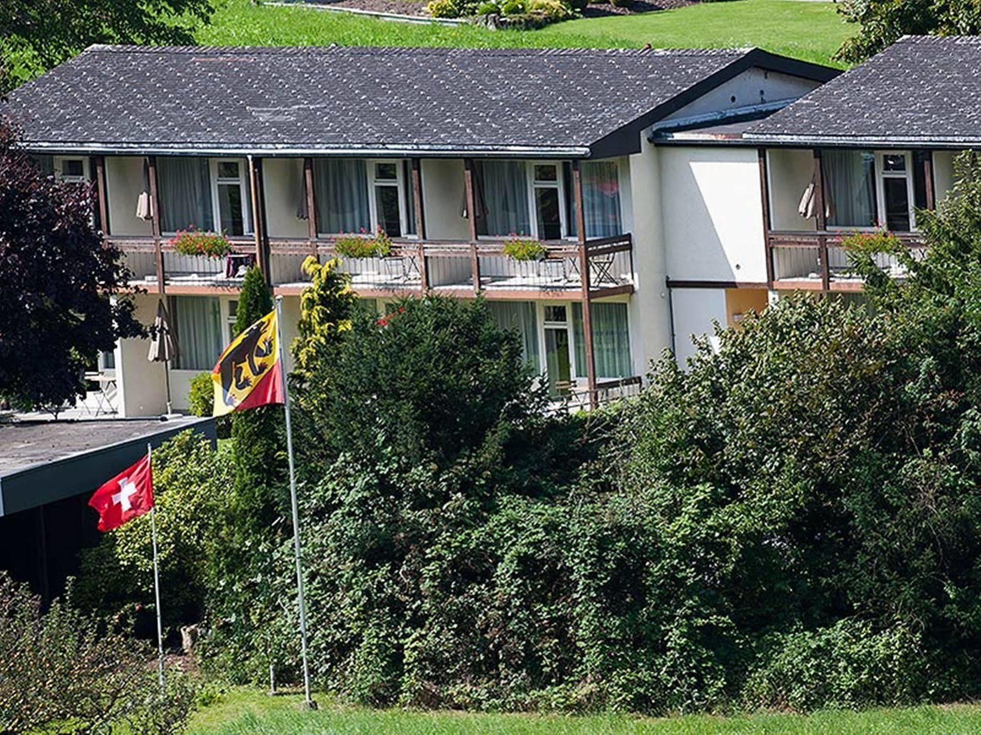 Jungfrau Hotel Annex Alpine-Inn วิลเดอร์สวิล ภายนอก รูปภาพ